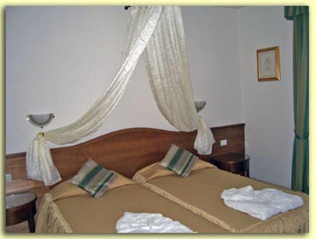 Villa Giada Torri Del Benaco Luaran gambar