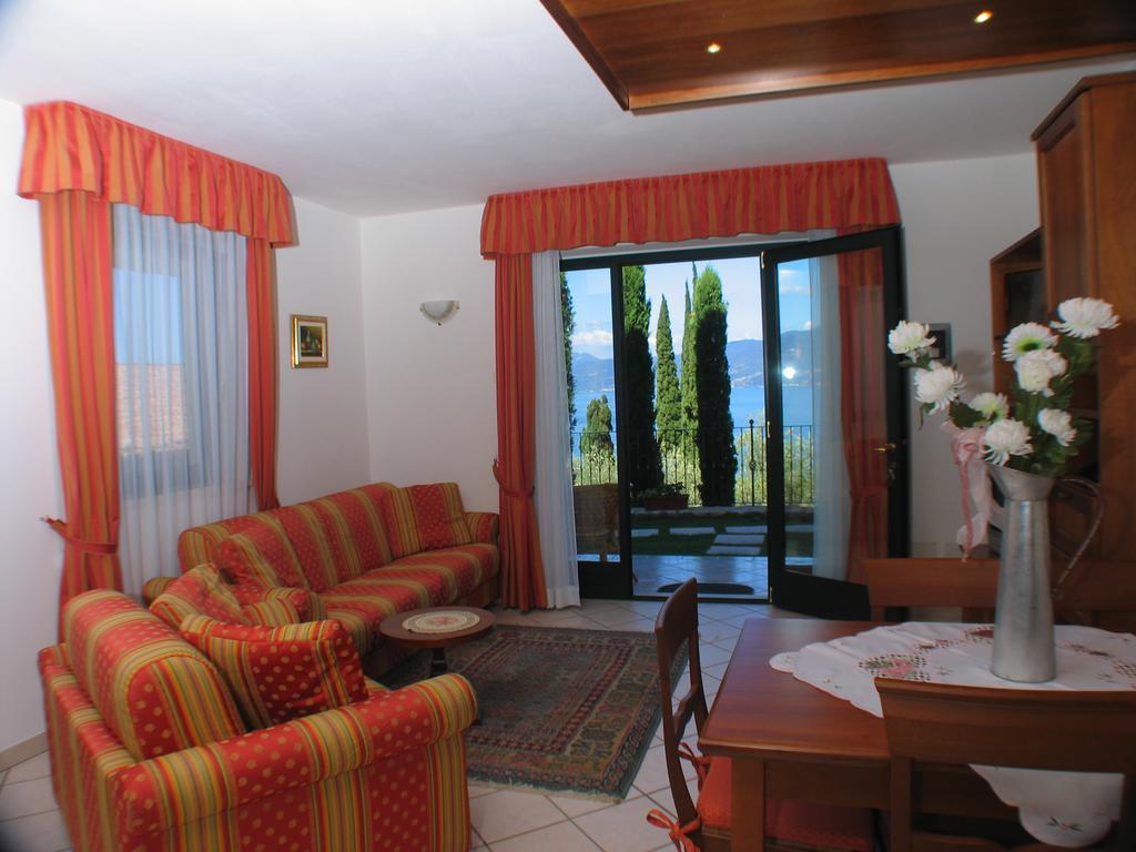 Villa Giada Torri Del Benaco Luaran gambar