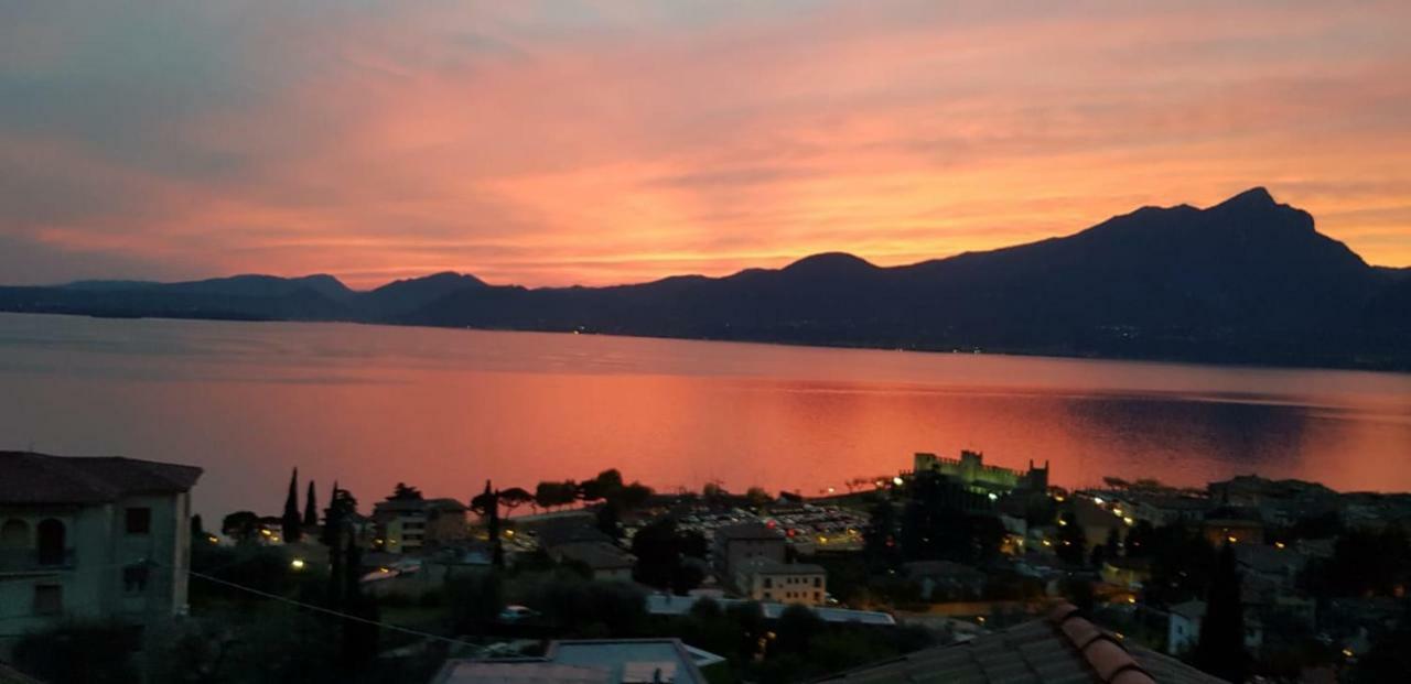 Villa Giada Torri Del Benaco Luaran gambar